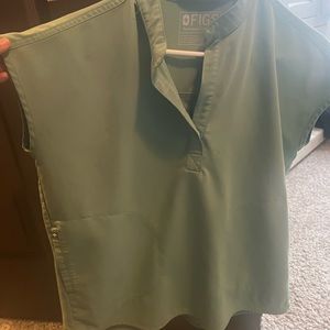 Green FIGS scrub set